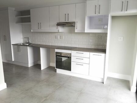 2 Bedroom apartment to rent in Kenilworth, Cape Town