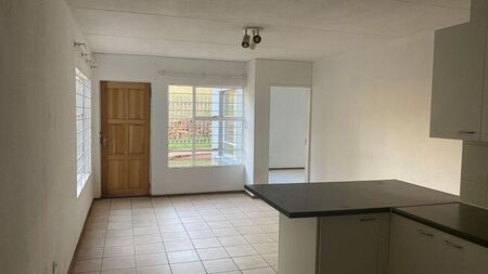 2 Bedroom apartment to rent in Westdene, Johannesburg