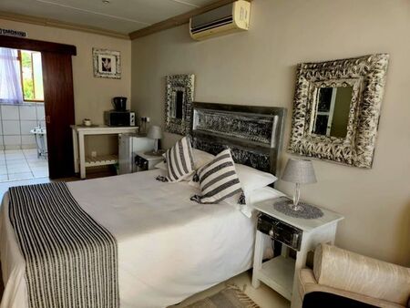 1 Bedroom bachelor to rent in Dan Pienaar, Bloemfontein
