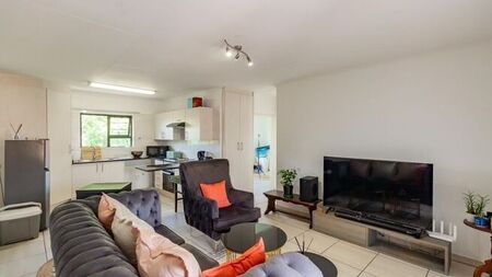 2 Bedroom apartment rented in Honeydew, Roodepoort