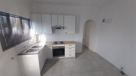 1 Bedroom bachelor to rent in Firgrove Industrial Estate, Macassar