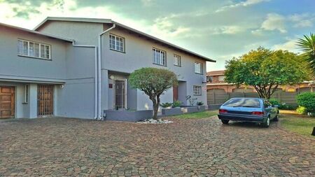 2 Bedroom townhouse - sectional to rent in Lambton, Germiston