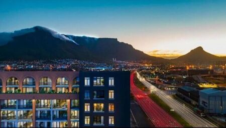 1 Bedroom bachelor flat to rent in Paarden Eiland, Cape Town