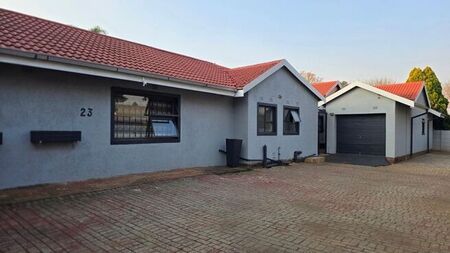 3 Bedroom house to rent in Mayberry Park, Alberton