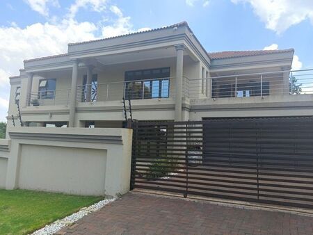7 Bedroom house to rent in Van Riebeeck Park, Kempton Park