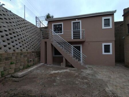 2 Bedroom cottage to rent in Reservoir Hills, Durban