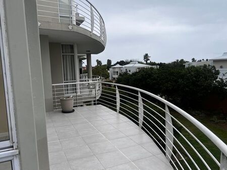 2 Bedroom apartment rented in Royal Ascot, Milnerton