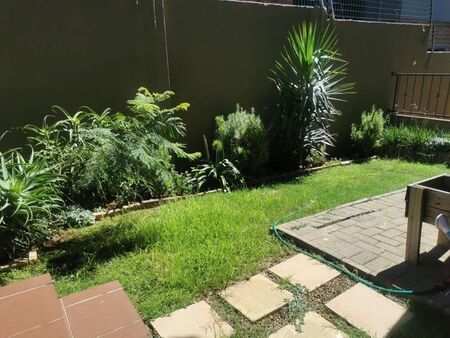 2 Bedroom apartment to rent in Little Falls, Roodepoort
