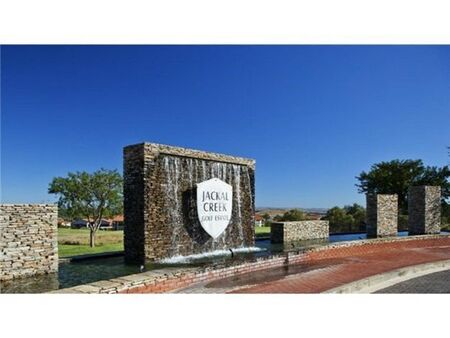 1 Bedroom apartment rented in Jackal Creek Golf Estate, Randburg