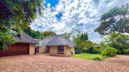5 Bedroom house to rent in Lakeland Estate, Hartbeespoort