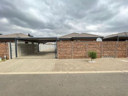 3 Bedroom house rented in Leopard's Rest Security Estate, Alberton