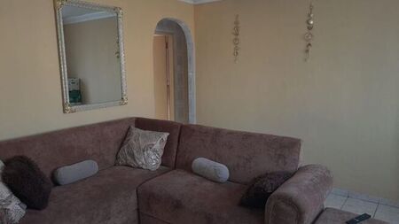2 Bedroom apartment to rent in Longcroft, Phoenix