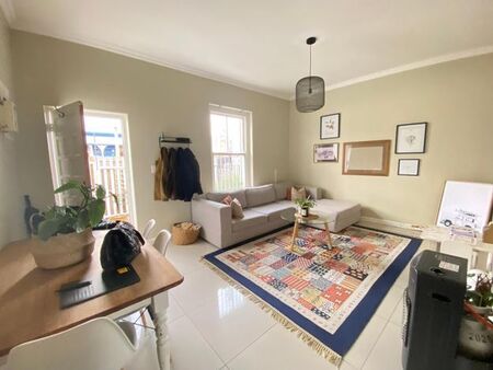 2 Bedroom house to rent in Wynberg Upper, Cape Town
