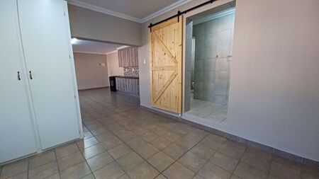 1 Bedroom bachelor flat to rent in Melodie, Hartbeespoort