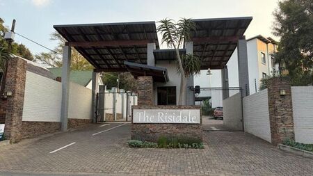 1 Bedroom townhouse - sectional to rent in Risidale, Randburg