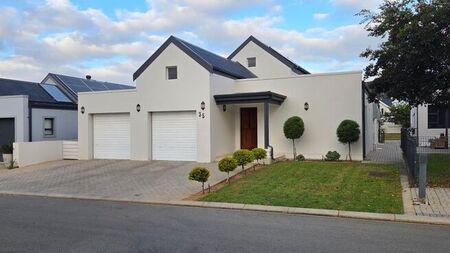 3 Bedroom house rented in Silwerstrand Golf And River Estate, Robertson