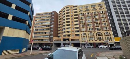 Bachelor Apartment rented in South Beach, Durban
