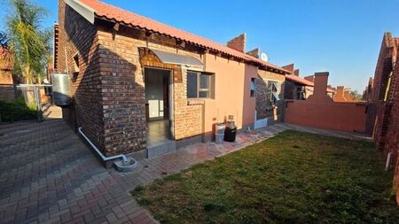 2 Bedroom townhouse - sectional rented in Bendor, Polokwane