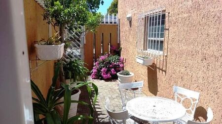 1 Bedroom cottage to rent in Rivonia, Sandton