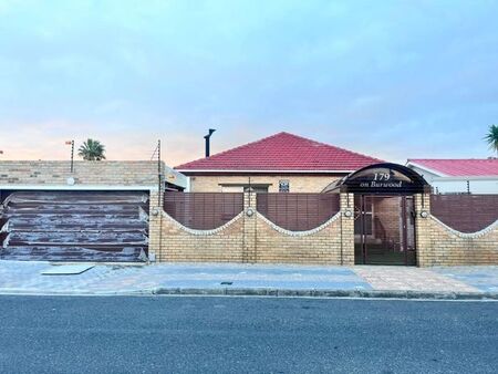3 Bedroom house to rent in Crawford, Cape Town