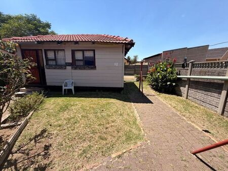 3 Bedroom house to rent in Kinross, Secunda