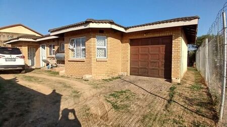 3 Bedroom house to rent in Umlazi C
