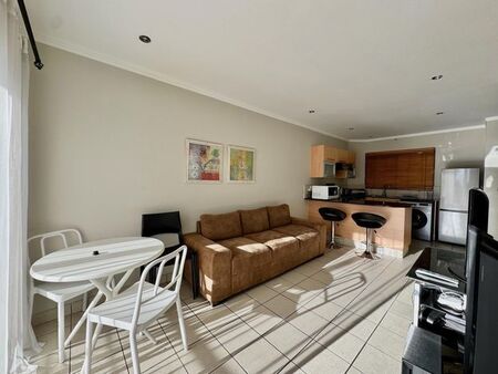 1 Bedroom apartment rented in Sandhurst, Sandton