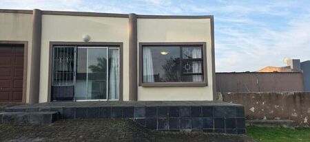 2 Bedroom cottage to rent in Kunene Park, Port Elizabeth