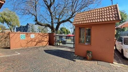 2 Bedroom apartment to rent in Ferndale, Randburg