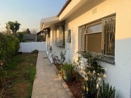 2 Bedroom cottage to rent in Harmelia Ext 1, Germiston