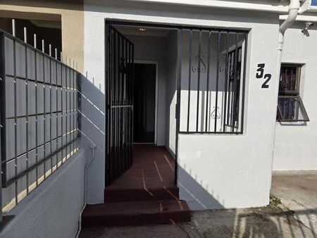 2 Bedroom house to rent in Brooklyn, Milnerton