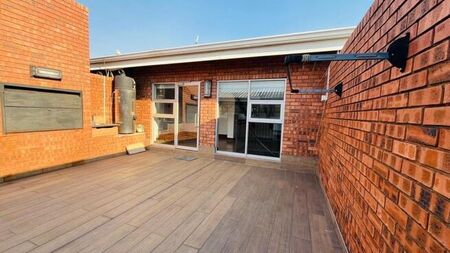 2 Bedroom penthouse to rent in Witbank Ext 12