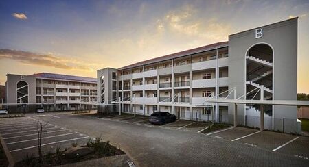 2 Bedroom apartment to rent in Magaliessig, Sandton