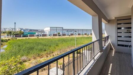2 Bedroom apartment to rent in Parklands North, Blouberg