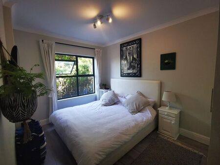 2 Bedroom apartment to rent in Kenilworth Upper, Cape Town