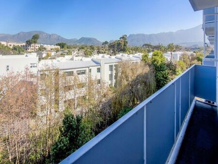 2 Bedroom apartment to rent in Plumstead, Cape Town