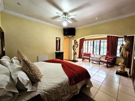 1 Bedroom bachelor apartment to rent in St Andrews, Bedfordview