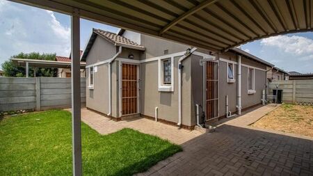 3 Bedroom house to rent in Leopard's Rest Security Estate, Alberton