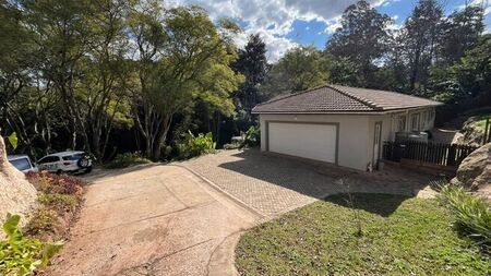 3 Bedroom house to rent in Hillcrest Central