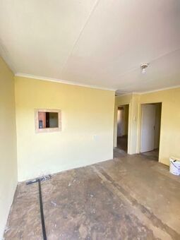 2 Bedroom house to rent in Umlazi Y