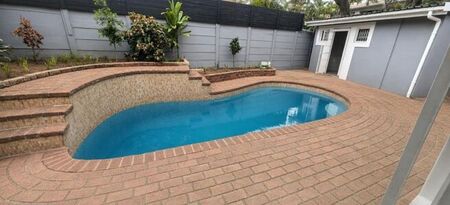 2 Bedroom house to rent in Essenwood, Durban