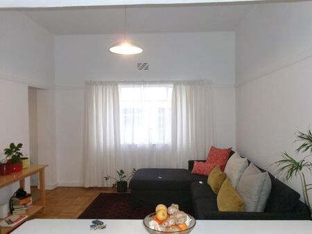 2 Bedroom apartment to rent in Claremont Upper, Cape Town