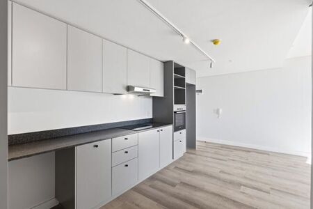 1 Bedroom apartment to rent in Paarden Eiland, Cape Town