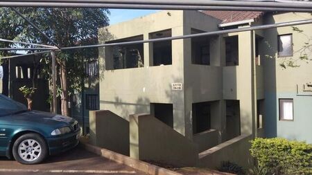 2 Bedroom apartment to rent in Montclair, Durban