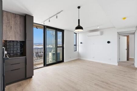 3 Bedroom apartment to rent in Paarden Eiland, Cape Town
