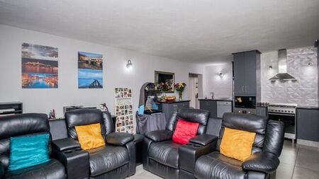 5 Bedroom house to rent in Eagles Landing, Hartbeespoort