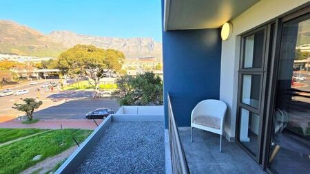 2 Bedroom apartment to rent in Zonnebloem, Cape Town
