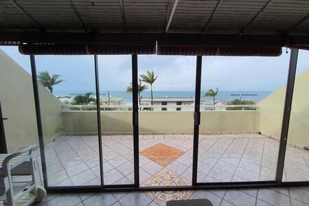 2 Bedroom Apartment in Manaba Beach