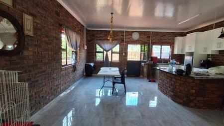3 Bedroom House in Palm Beach