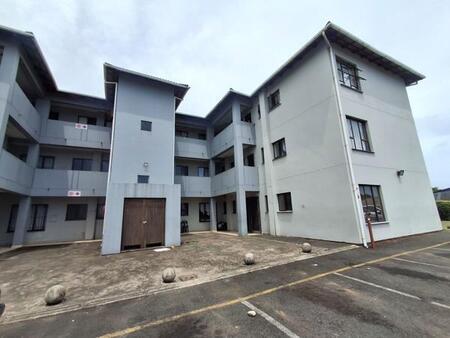 2 Bedroom Apartment in Brackenham